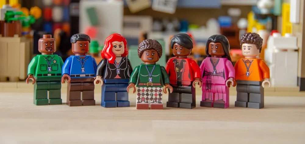 Willard Academy MiniFig Set